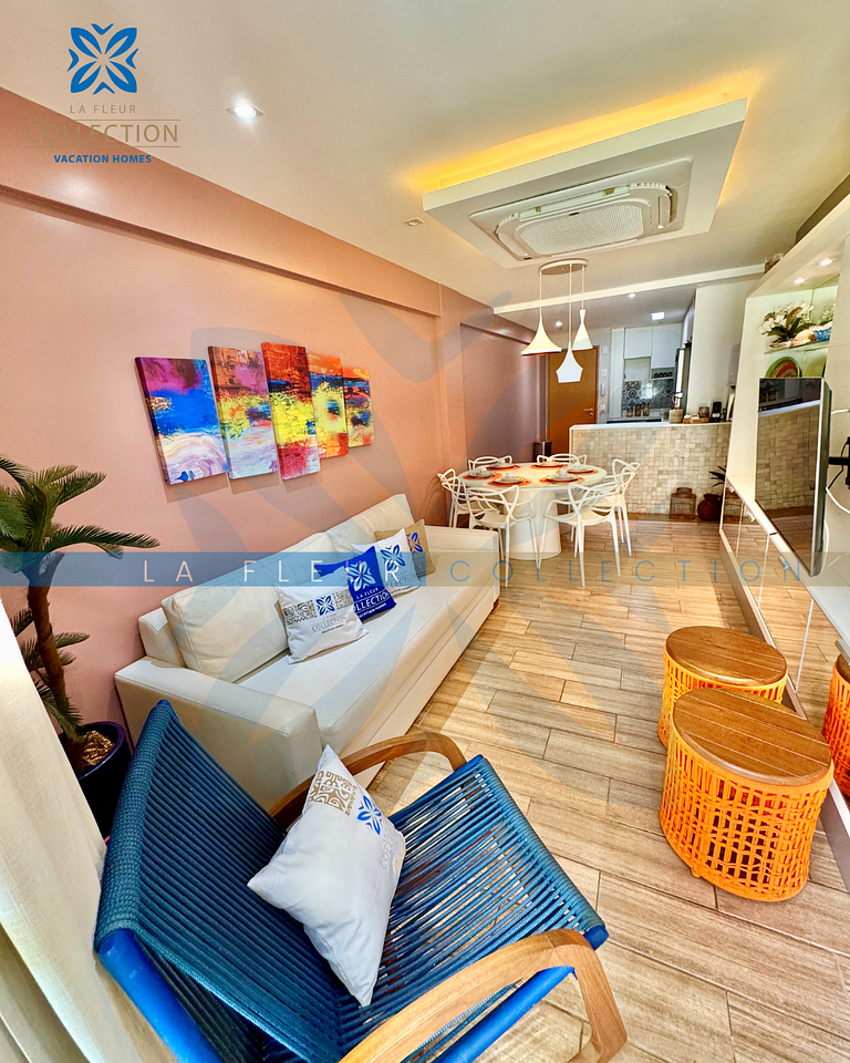 Apartamento com piscina vista jardim