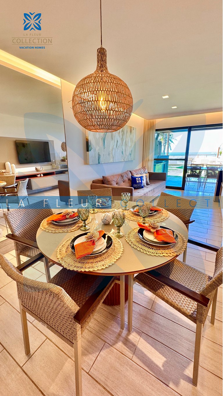 Apartamento frente mar com piscina em Resort