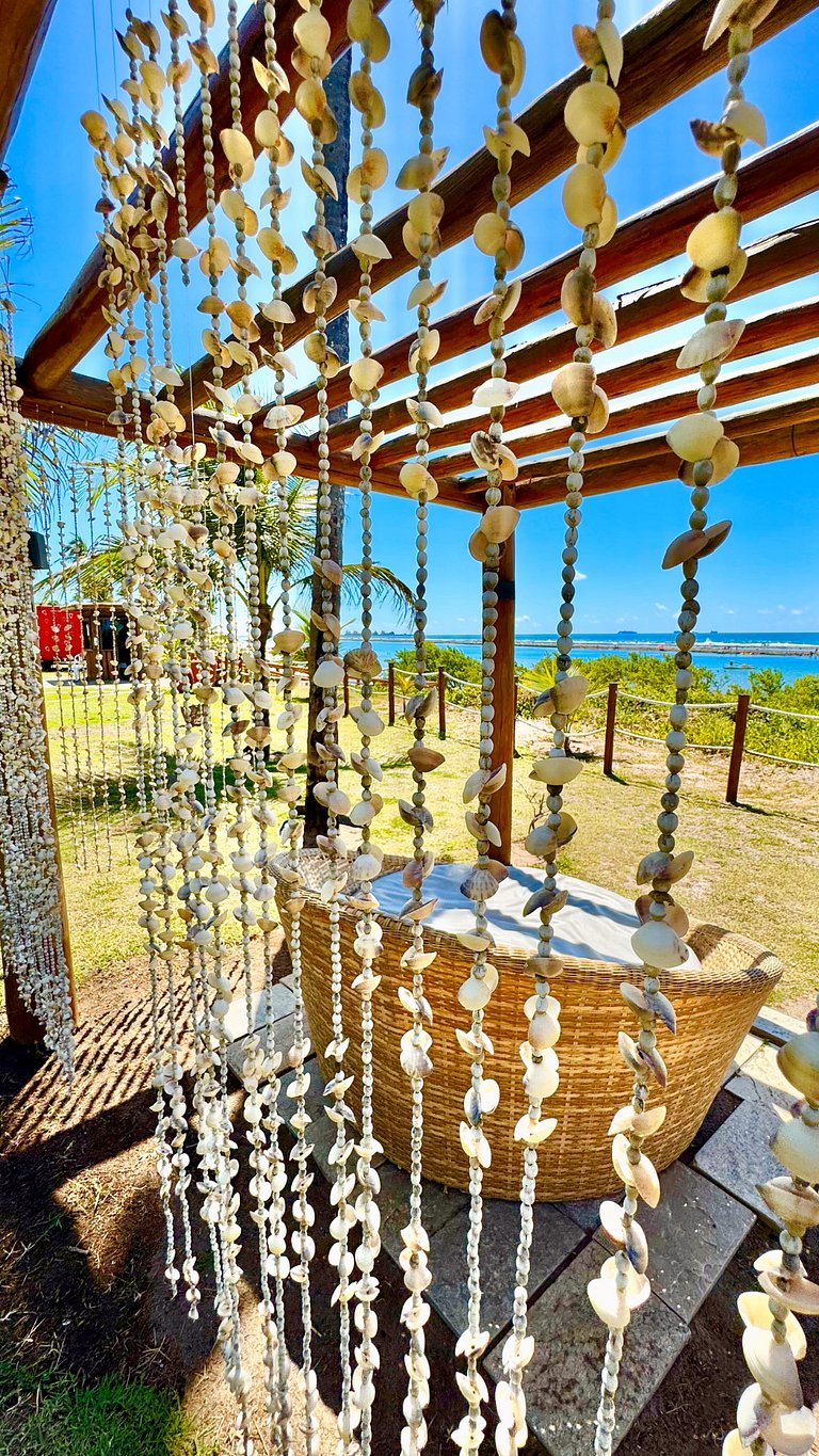 Apartamento frente mar com piscina em Resort