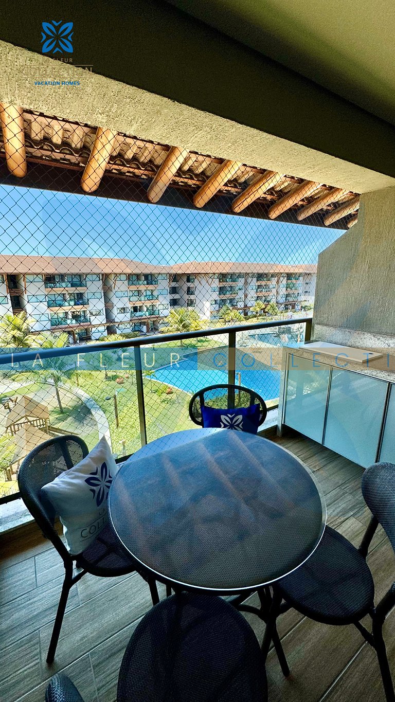 Apartamento vista piscina em Resort