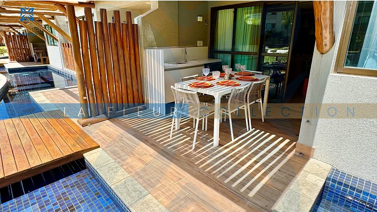 Apartamento com piscina vista jardim