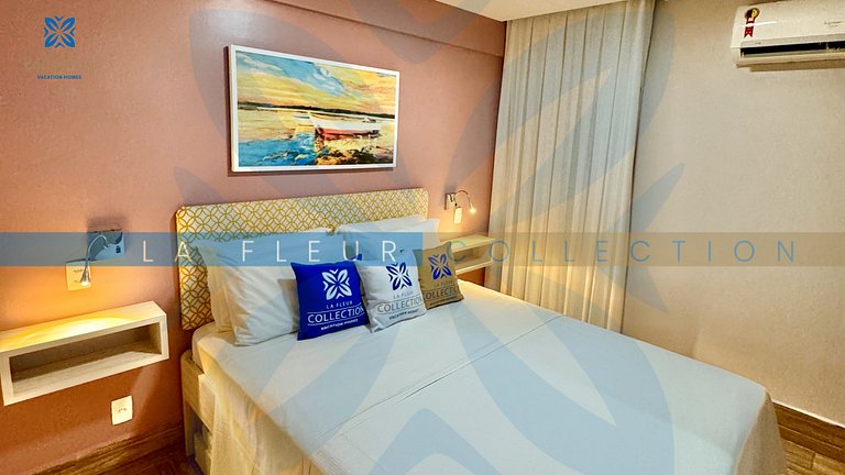 Apartamento com piscina vista jardim