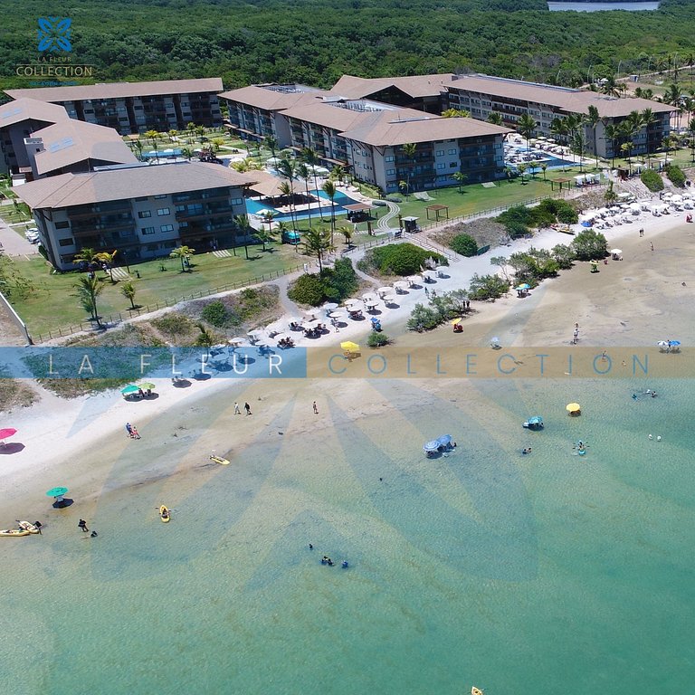 Luxo Frente Mar Pé na Areia no La Fleur Polinésia
