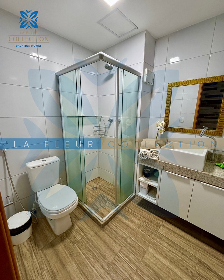 Luxo Frente Mar Pé na Areia no La Fleur Polinésia