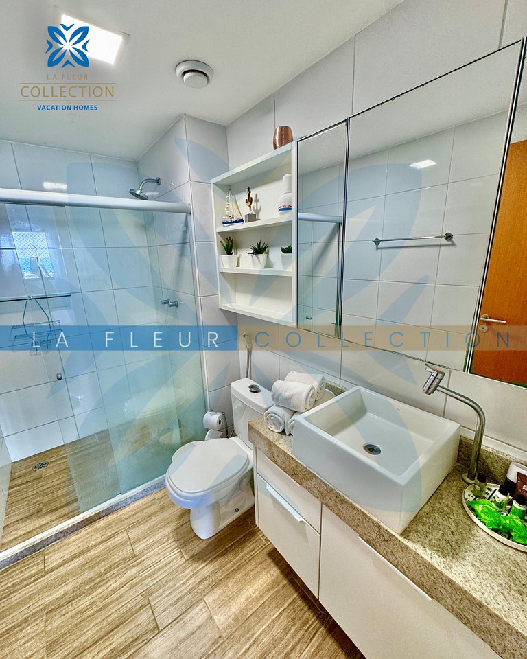 Luxo Frente Mar Pé na Areia no La Fleur Polinésia