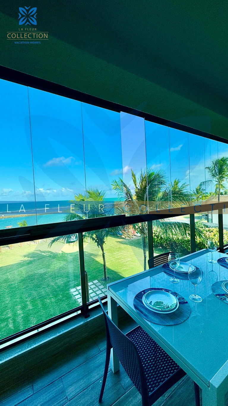 Luxo Frente Mar Pé na Areia no La Fleur Polinésia