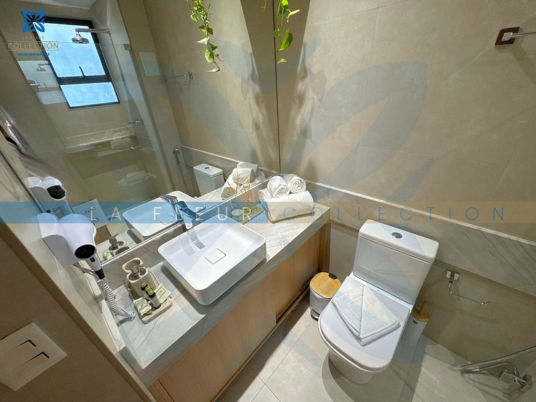 Luxo com Varanda Gourmet no Polinésia Villa - 206-6